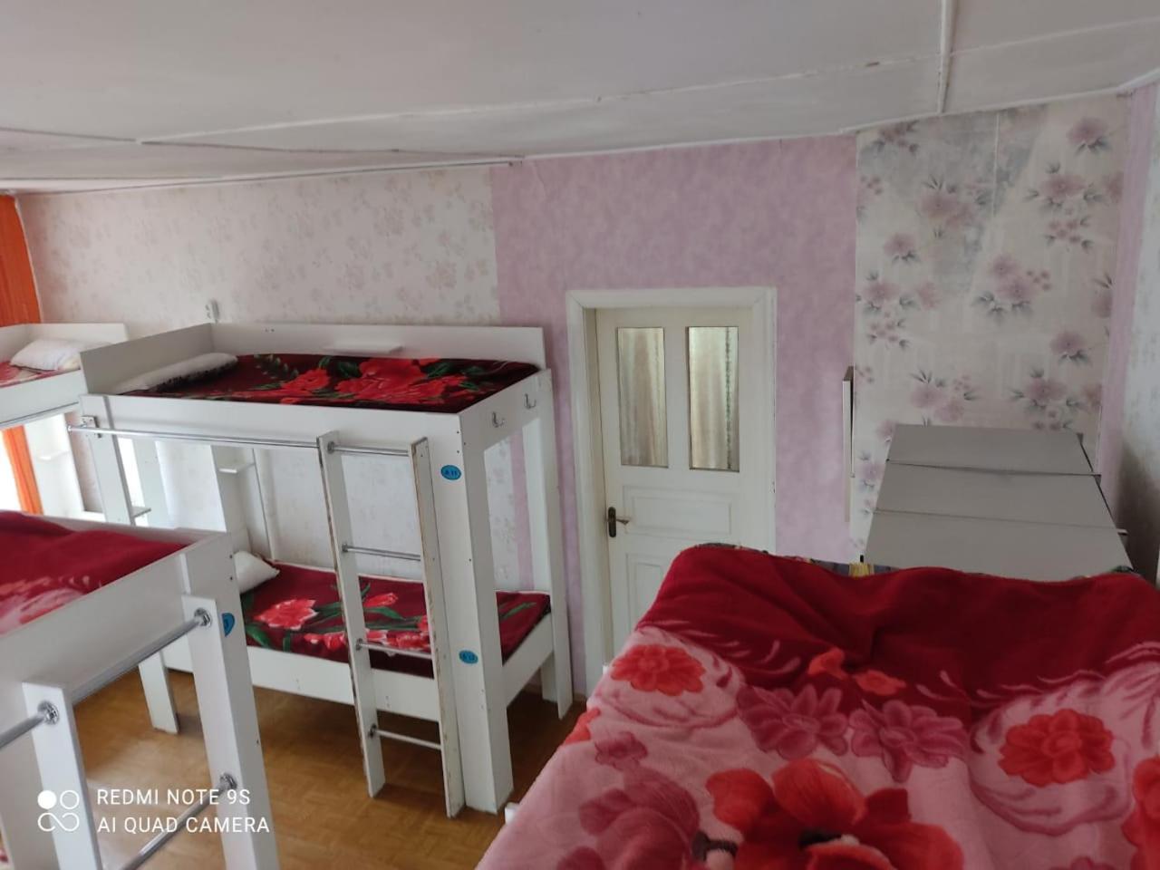 Hostel "Ormanova" Almaty Ngoại thất bức ảnh